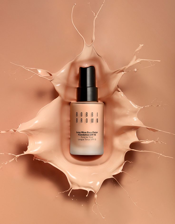 Cosmetic photograph by Magnus Cramer Photography. Still Life photographer Magnus Cramer is based in Stockholm Sweden and specializes in Cosmetics and texture photography.